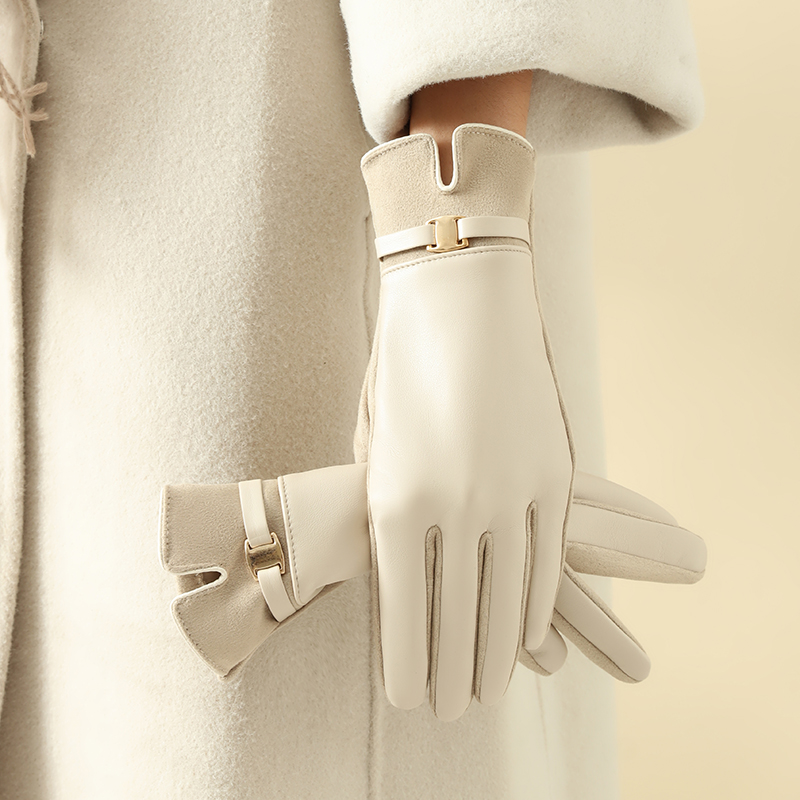 1 Pair of Gloves for Women in  - Leather Driving Glove recensie en prijs