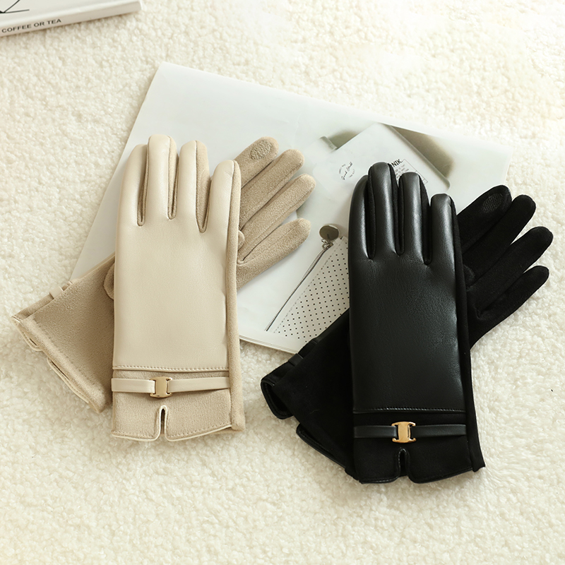 1 Pair of Gloves for Women in  - Leather Driving Glove recensie en prijs