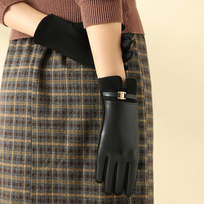 1 Pair of Gloves for Women in  - Leather Driving Glove recensie en prijs